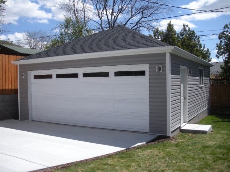 Garage Roof Repair Specialists in Ocala, FL: Ensuring Security and Functionality